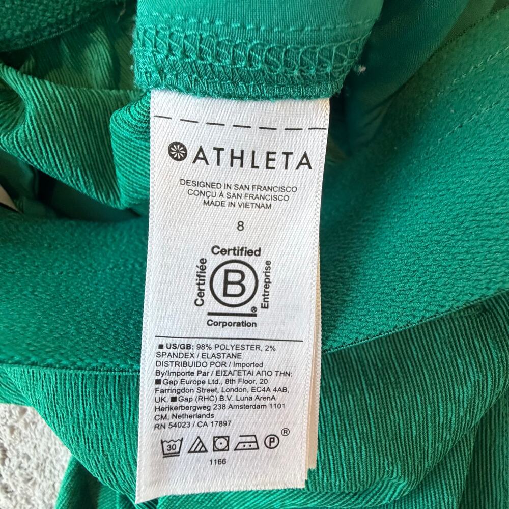 Athleta Echo Wide Crop Pant Size 8 High Waisted Elastic Breathable Athleisure - Picture 5 of 9